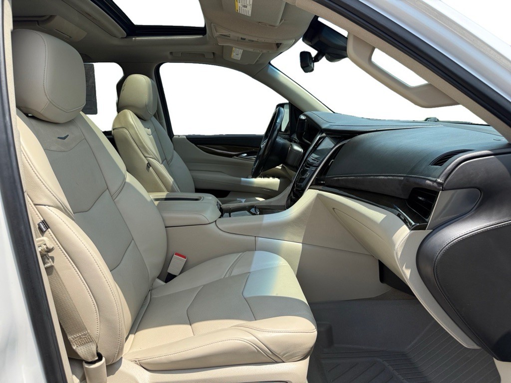 2019 Cadillac Escalade Image 12