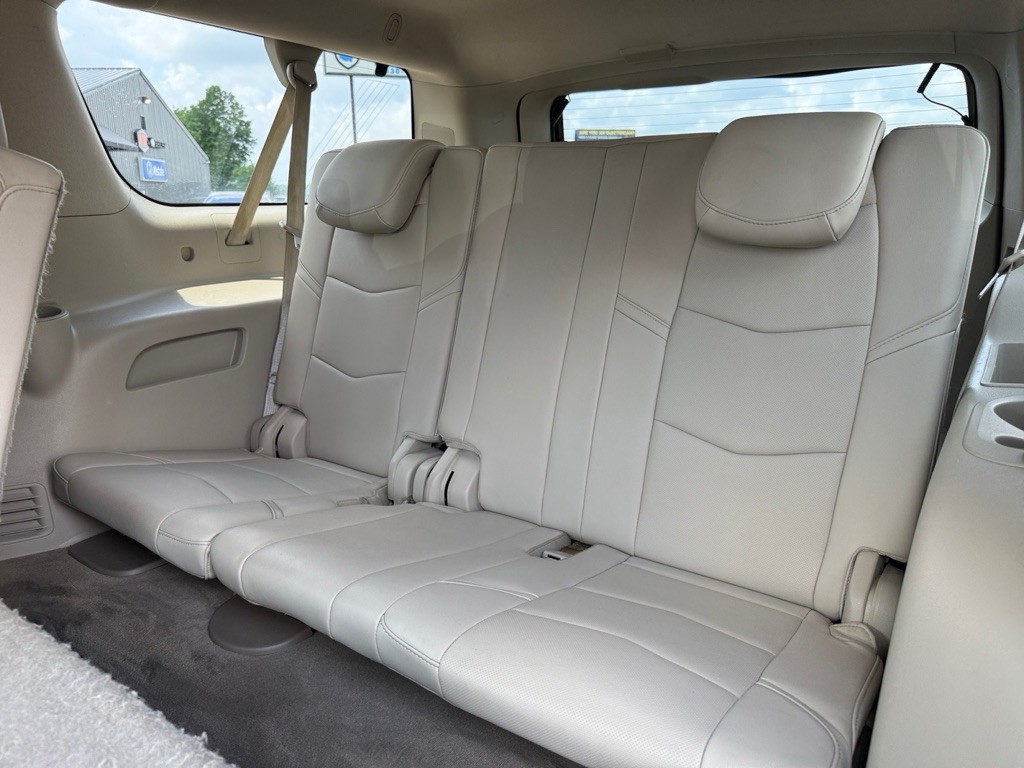 2019 Cadillac Escalade Image 15