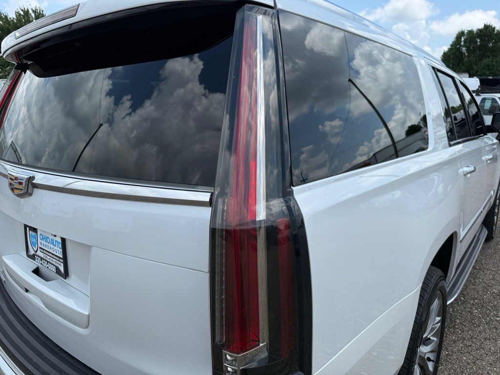 2019 Cadillac Escalade Image 42