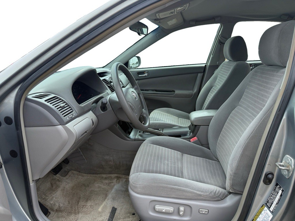 2005 Toyota Camry Image 9
