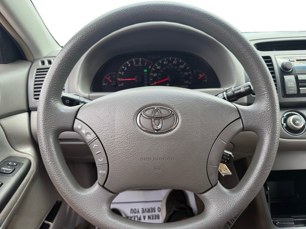 2005 Toyota Camry Image 17