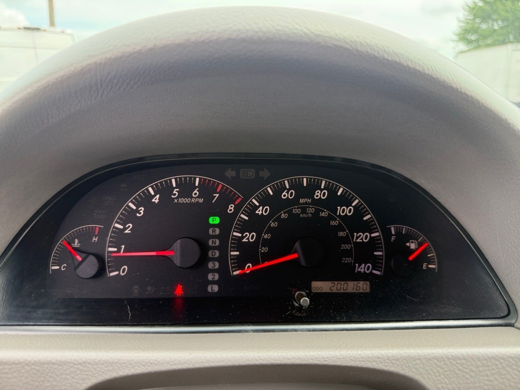 2005 Toyota Camry Image 18