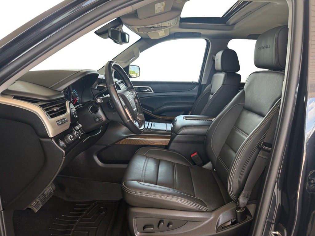 2020 GMC Yukon Image 9