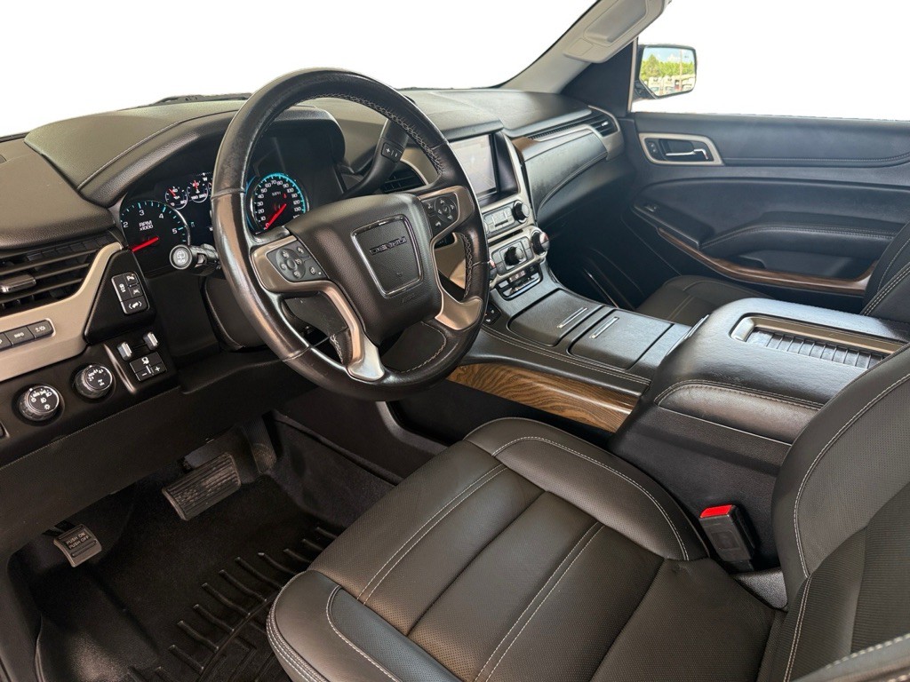 2020 GMC Yukon Image 10