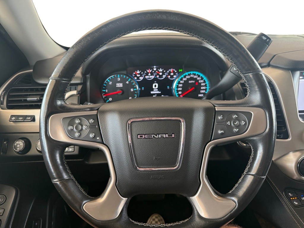 2020 GMC Yukon Image 19