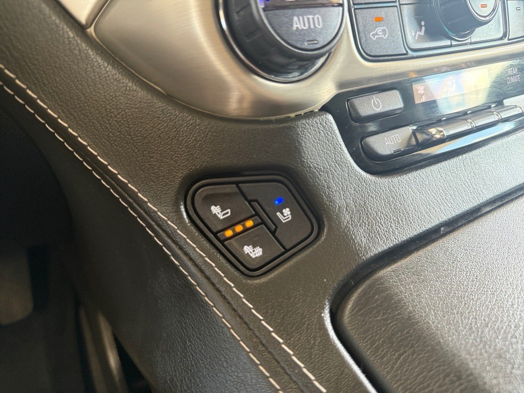 2020 GMC Yukon Image 24