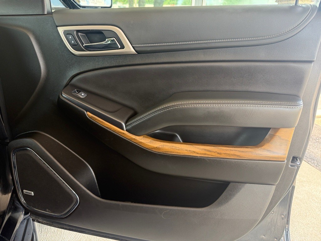 2020 GMC Yukon Image 35