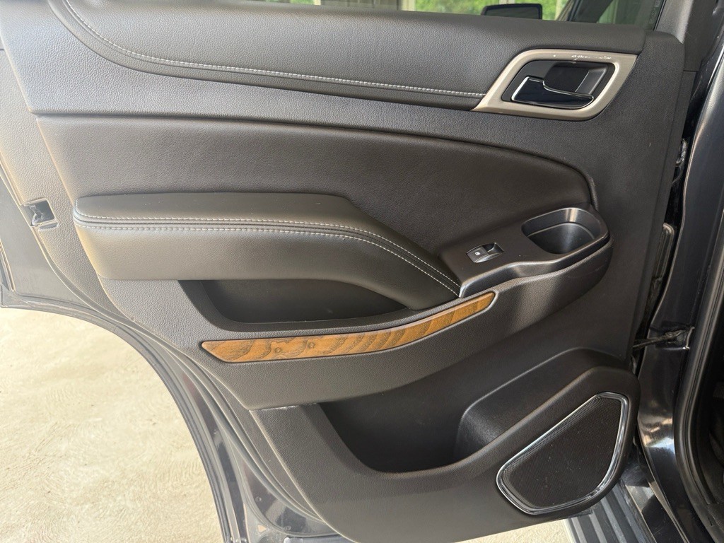 2020 GMC Yukon Image 36