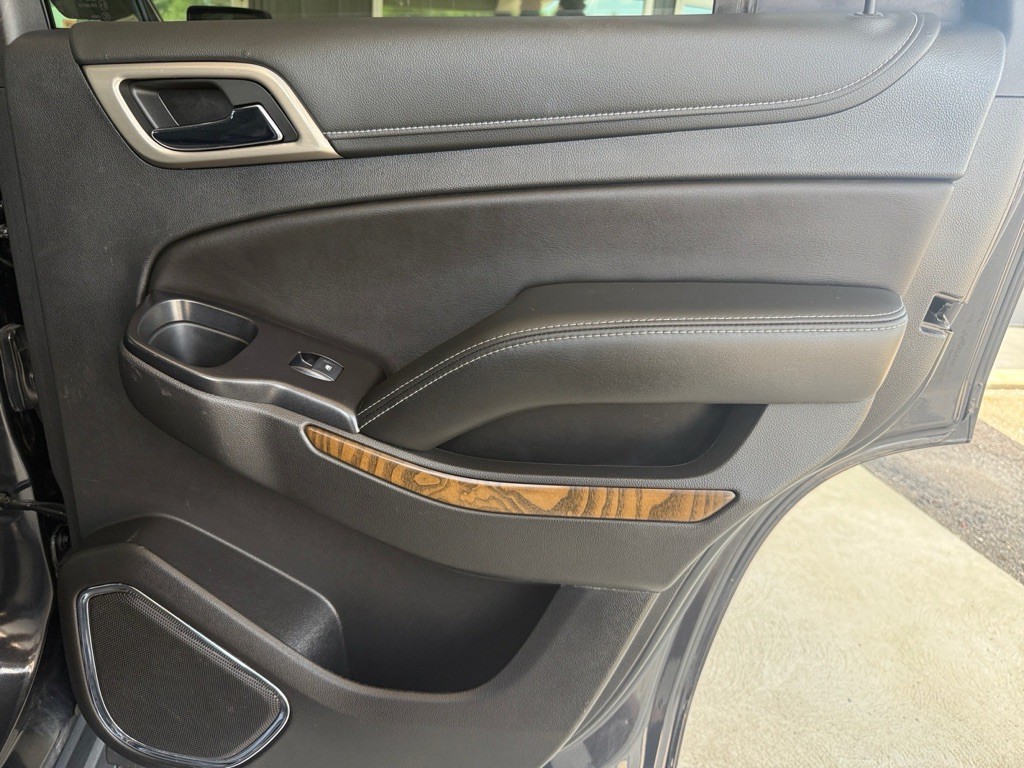 2020 GMC Yukon Image 37