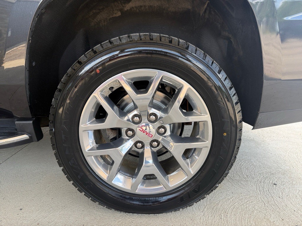 2020 GMC Yukon Image 39