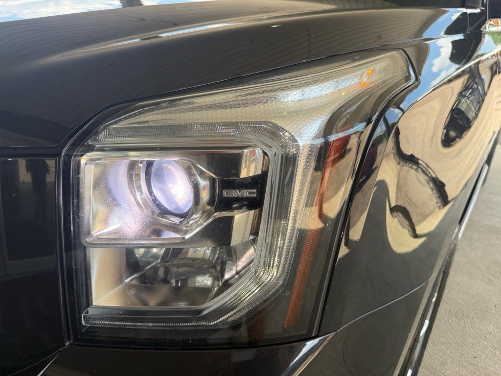 2020 GMC Yukon Image 42
