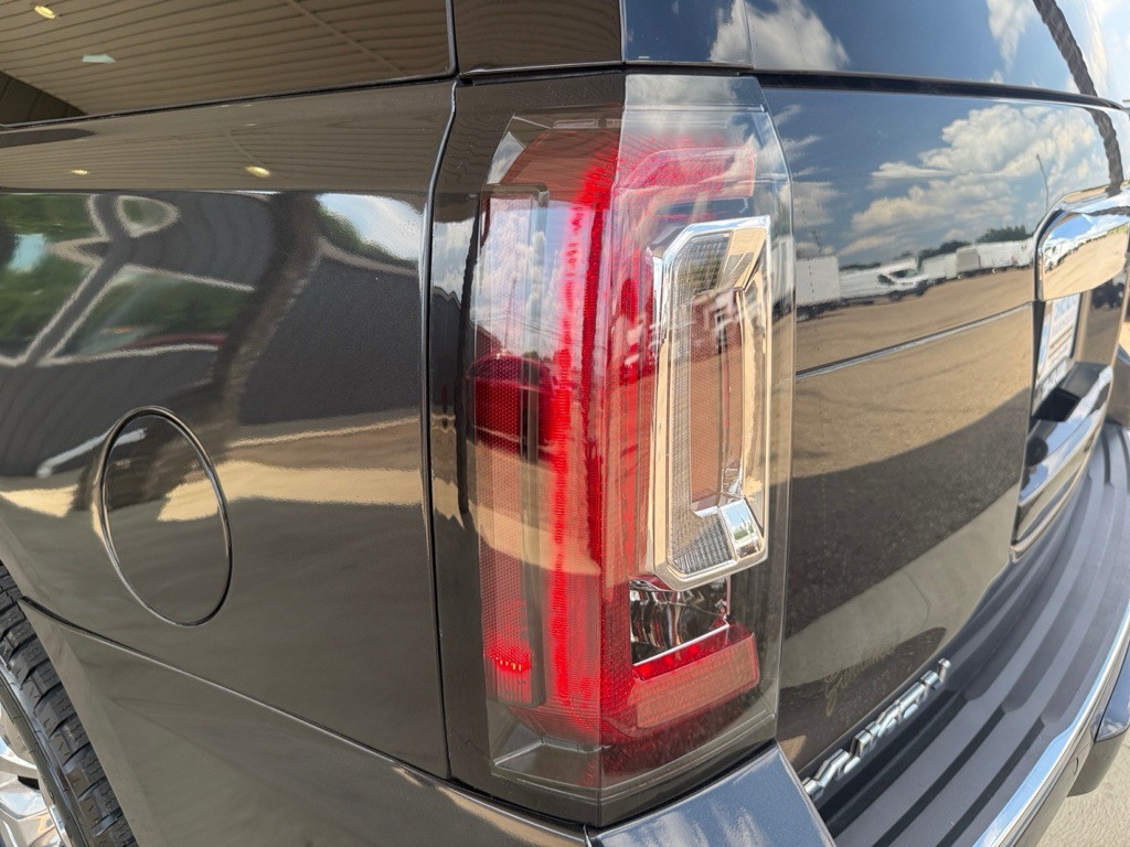 2020 GMC Yukon Image 45