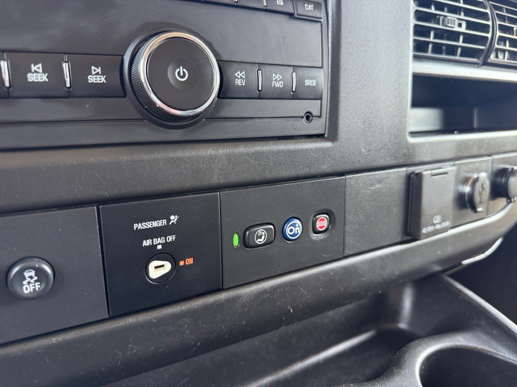 2019 GMC Savana Image 20