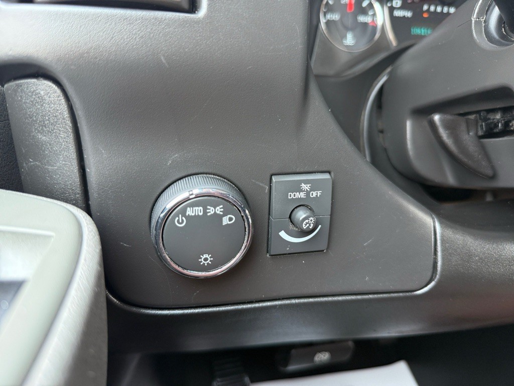 2019 GMC Savana Image 23