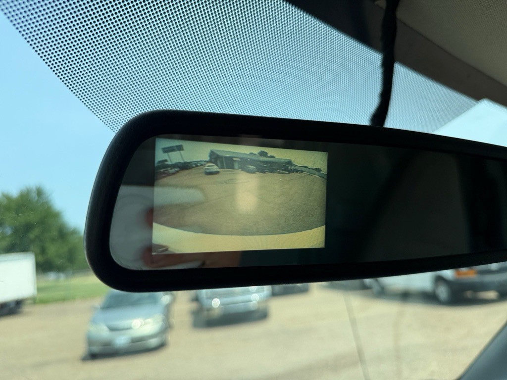 2019 GMC Savana Image 24