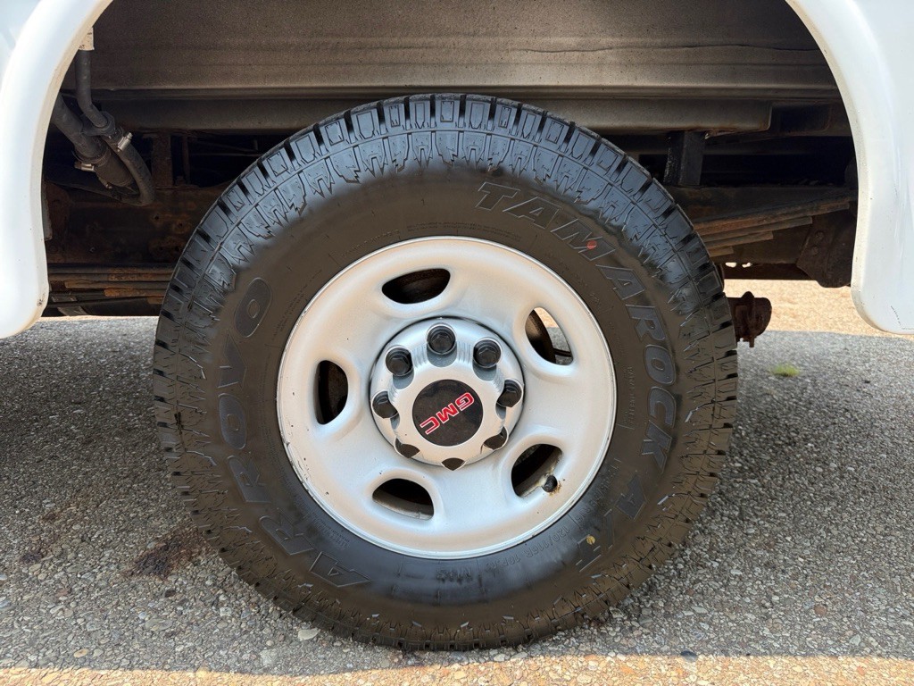 2019 GMC Savana Image 34