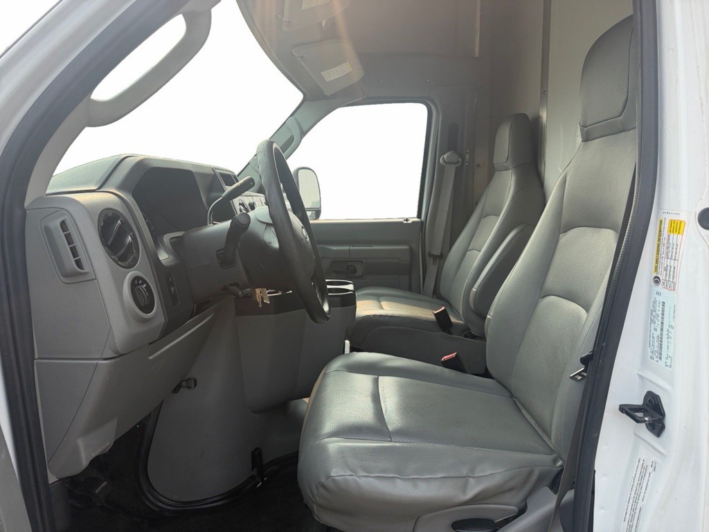 2019 Ford Econoline Image 8