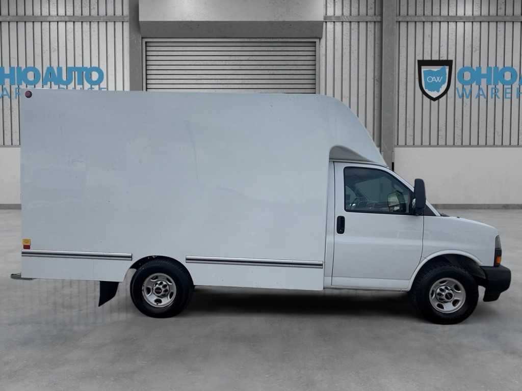 2019 GMC Savana Image 4