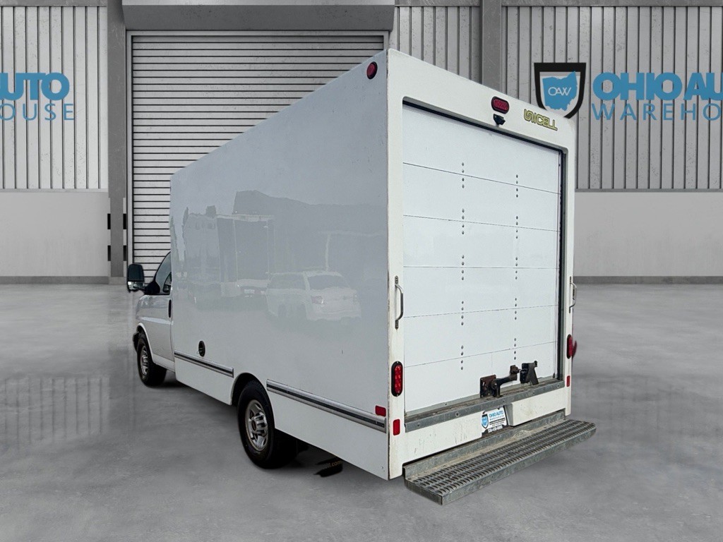 2019 GMC Savana Image 5