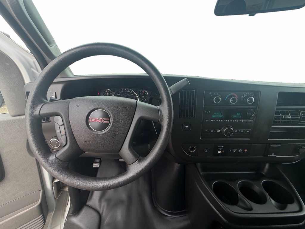 2019 GMC Savana Image 12