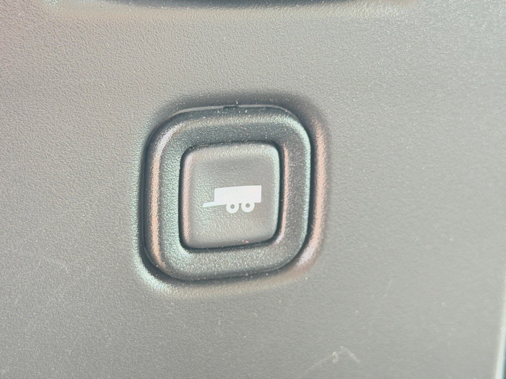 2019 GMC Savana Image 18