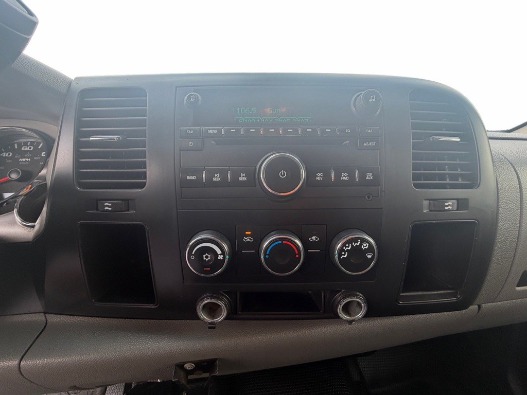 2008 Chevrolet Silverado 1500 Image 16