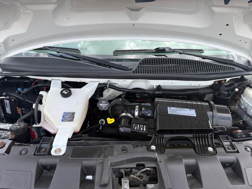 2018 GMC Savana Image 21