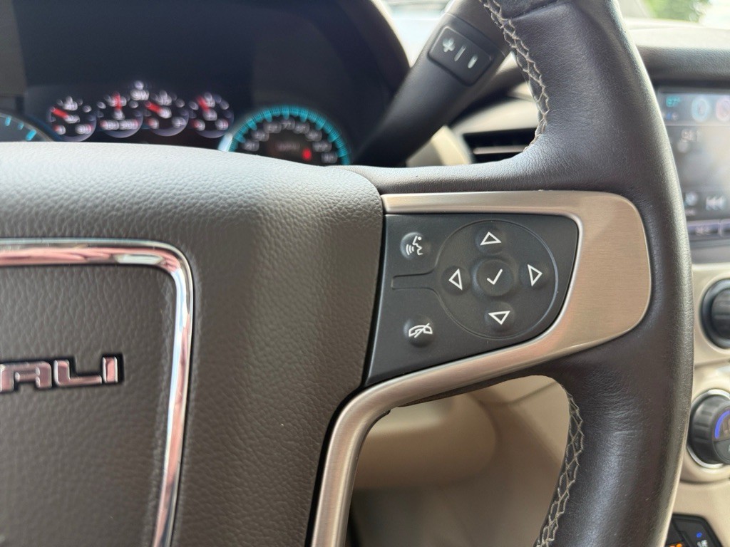 2018 GMC Yukon Image 33