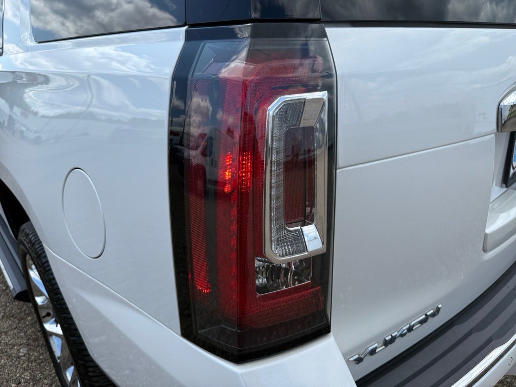 2018 GMC Yukon Image 43
