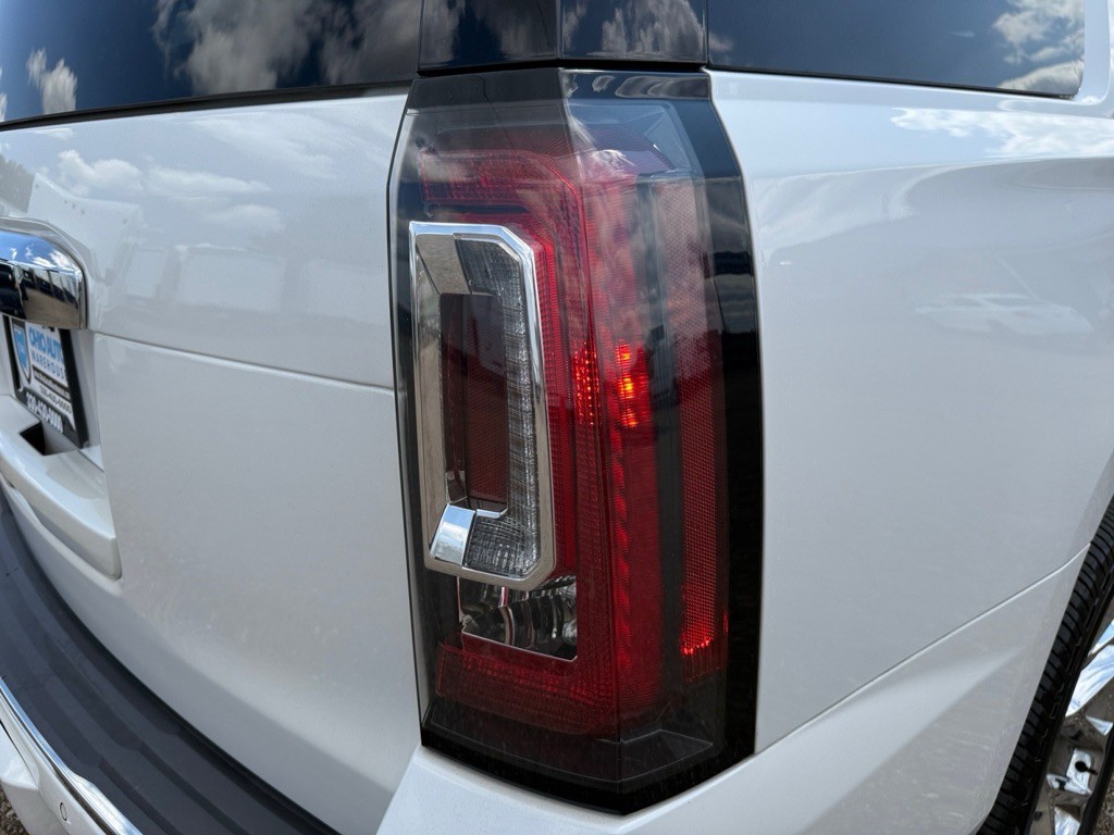 2018 GMC Yukon Image 44