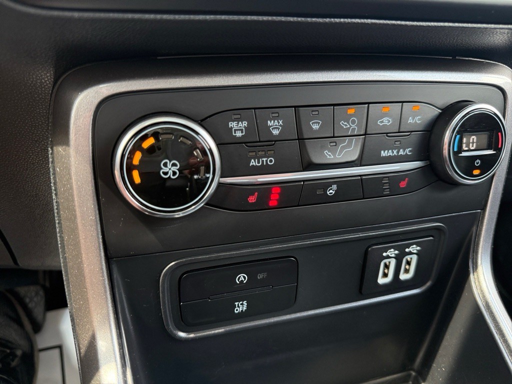 2019 Ford Econoline Image 21