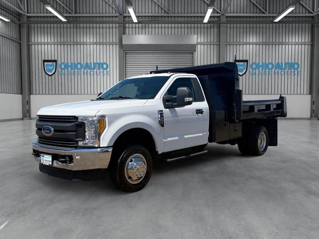 2017 Ford F-350 Image 1