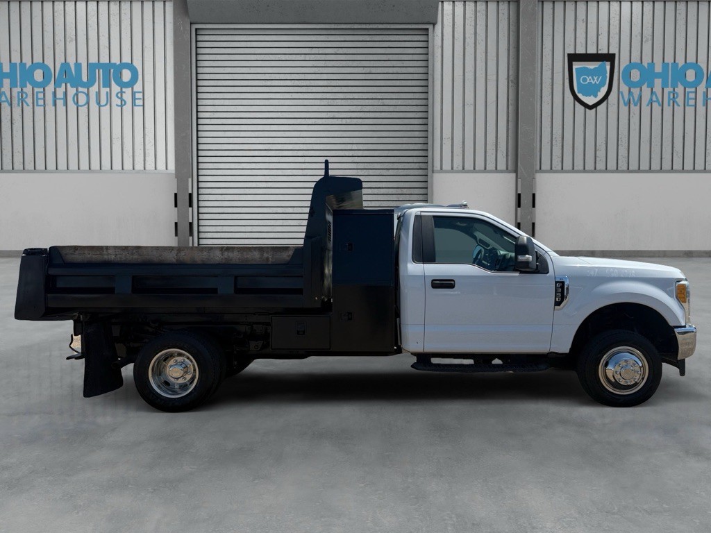 2017 Ford F-350 Image 4