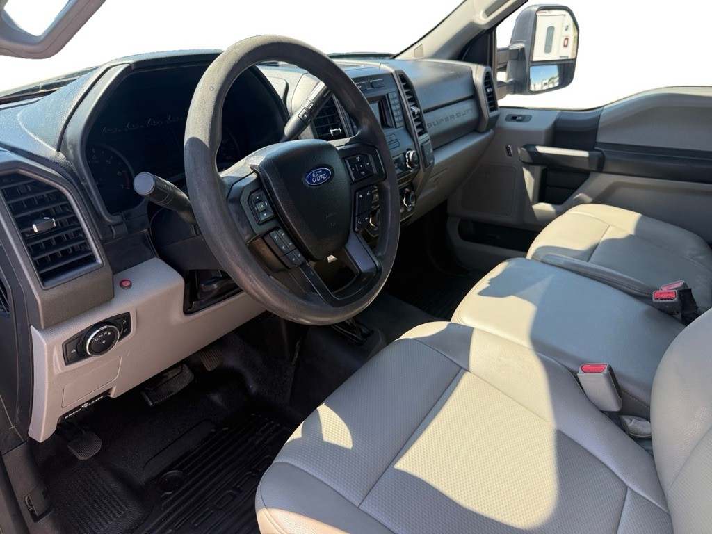 2017 Ford F-350 Image 8