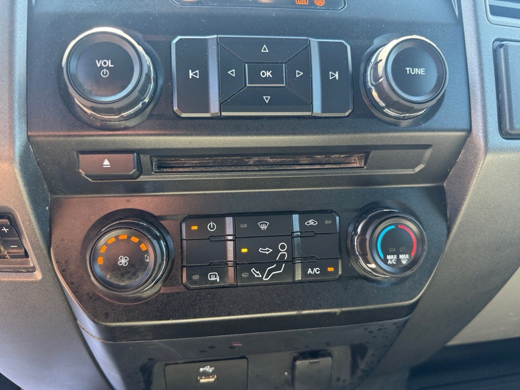 2017 Ford F-350 Image 13