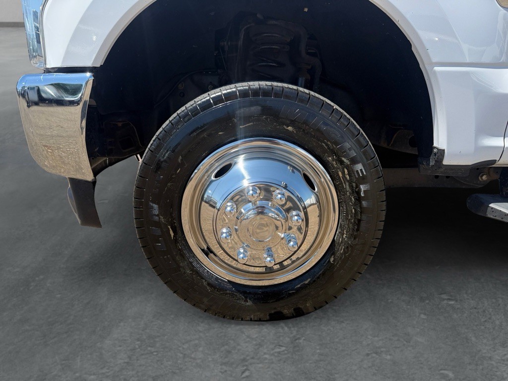 2017 Ford F-350 Image 24