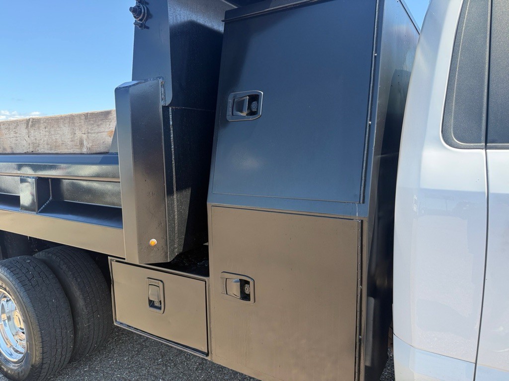 2017 Ford F-350 Image 29