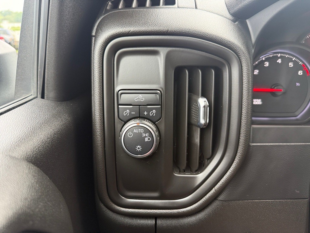 2021 Chevrolet Silverado 1500 Image 23