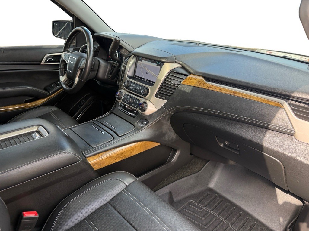 2017 GMC Yukon Image 11