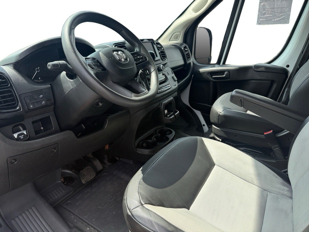 2025 RAM Promaster Image 10