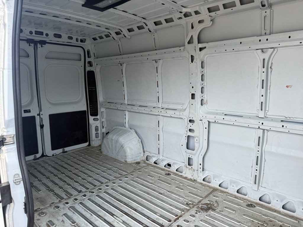 2025 RAM Promaster Image 14