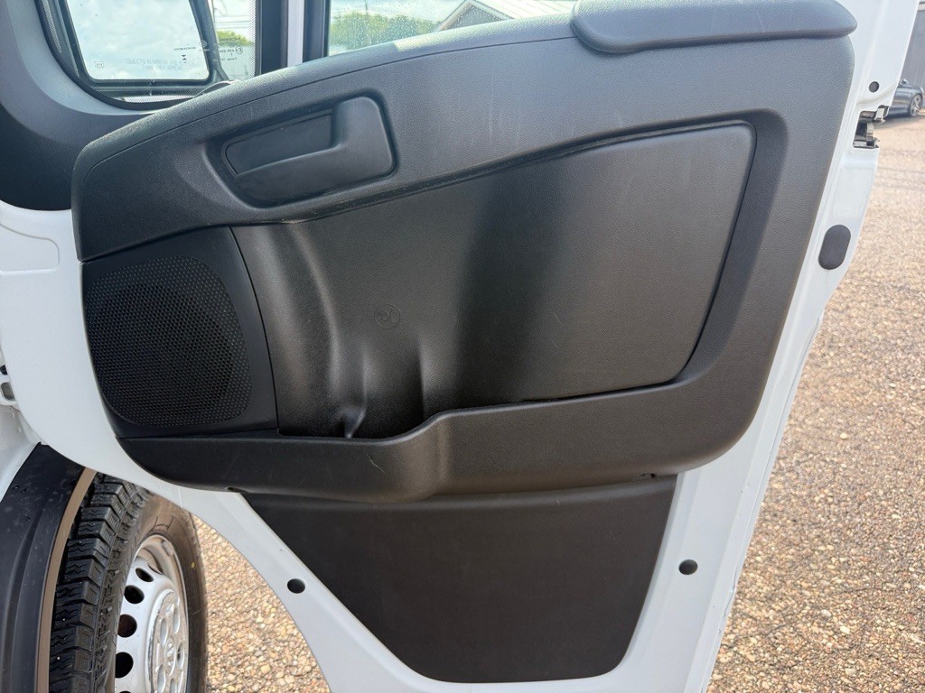 2025 RAM Promaster Image 26