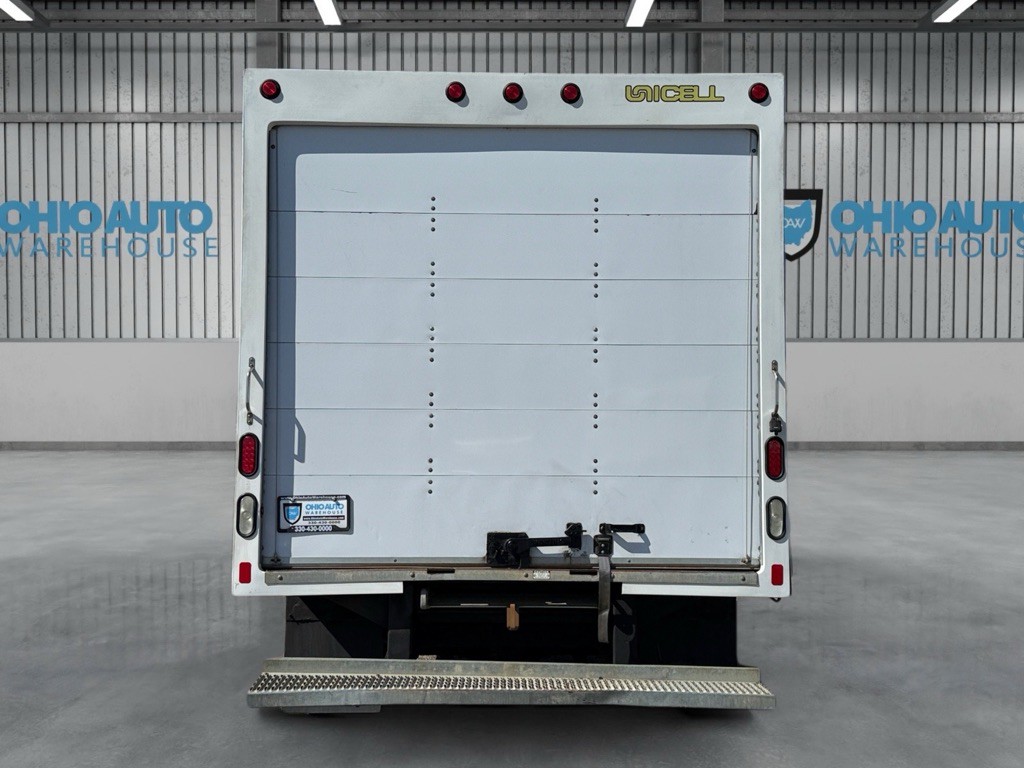 2019 Chevrolet Express Image 6