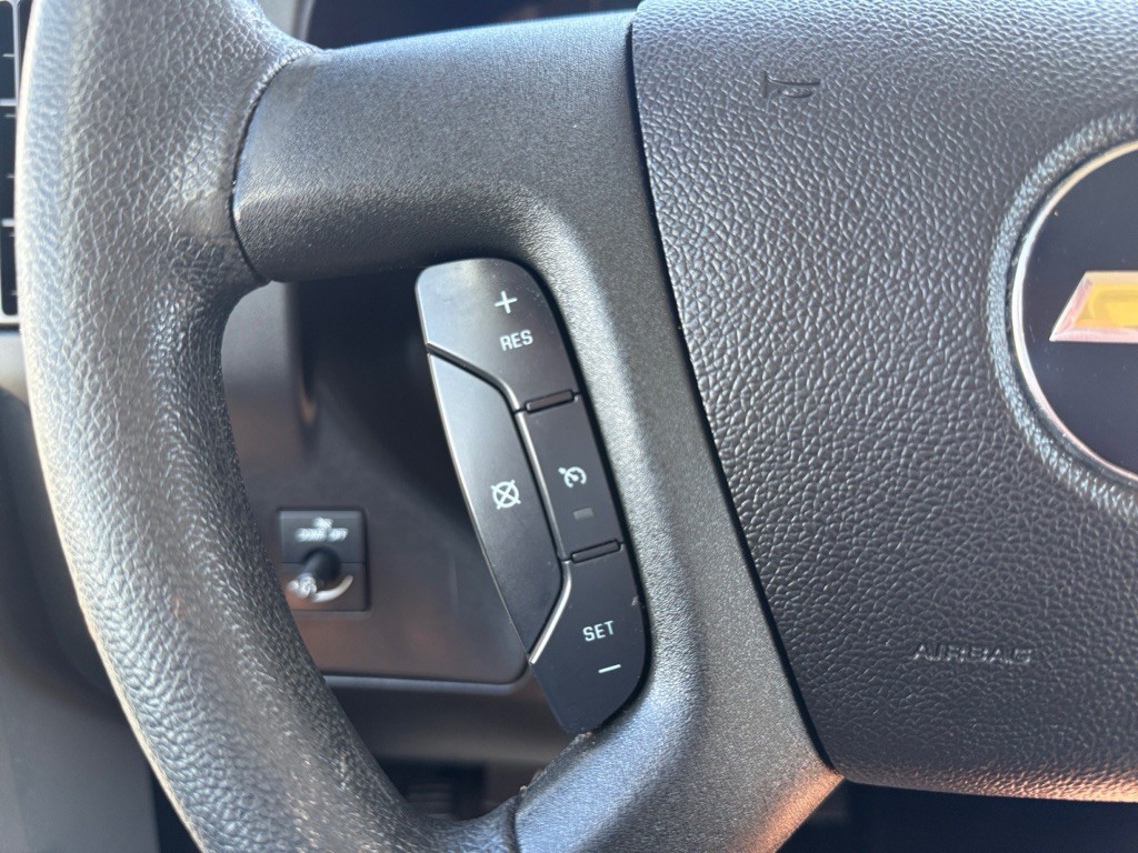2019 Chevrolet Express Image 19