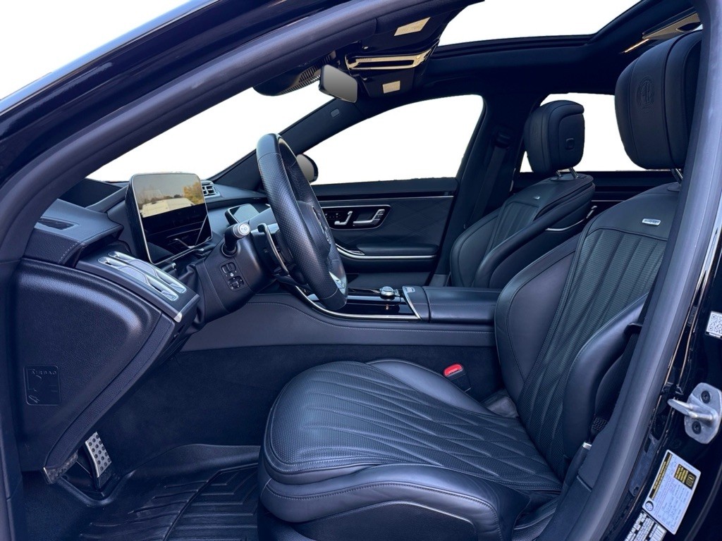 2025 Mercedes-Benz S-Class Image 9