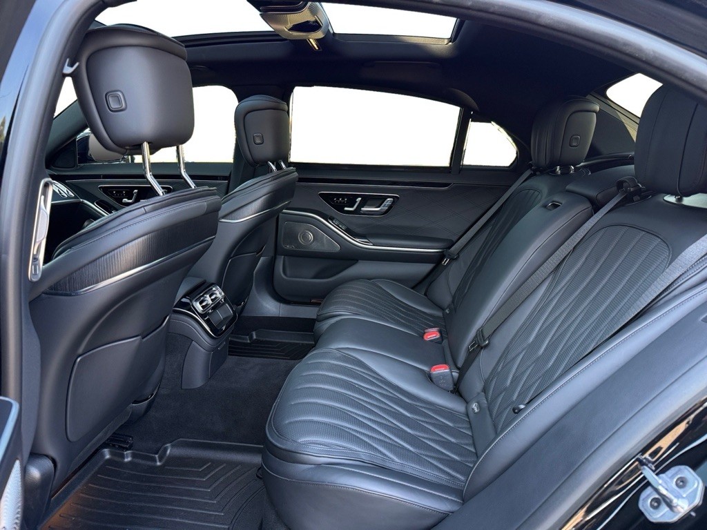 2025 Mercedes-Benz S-Class Image 13