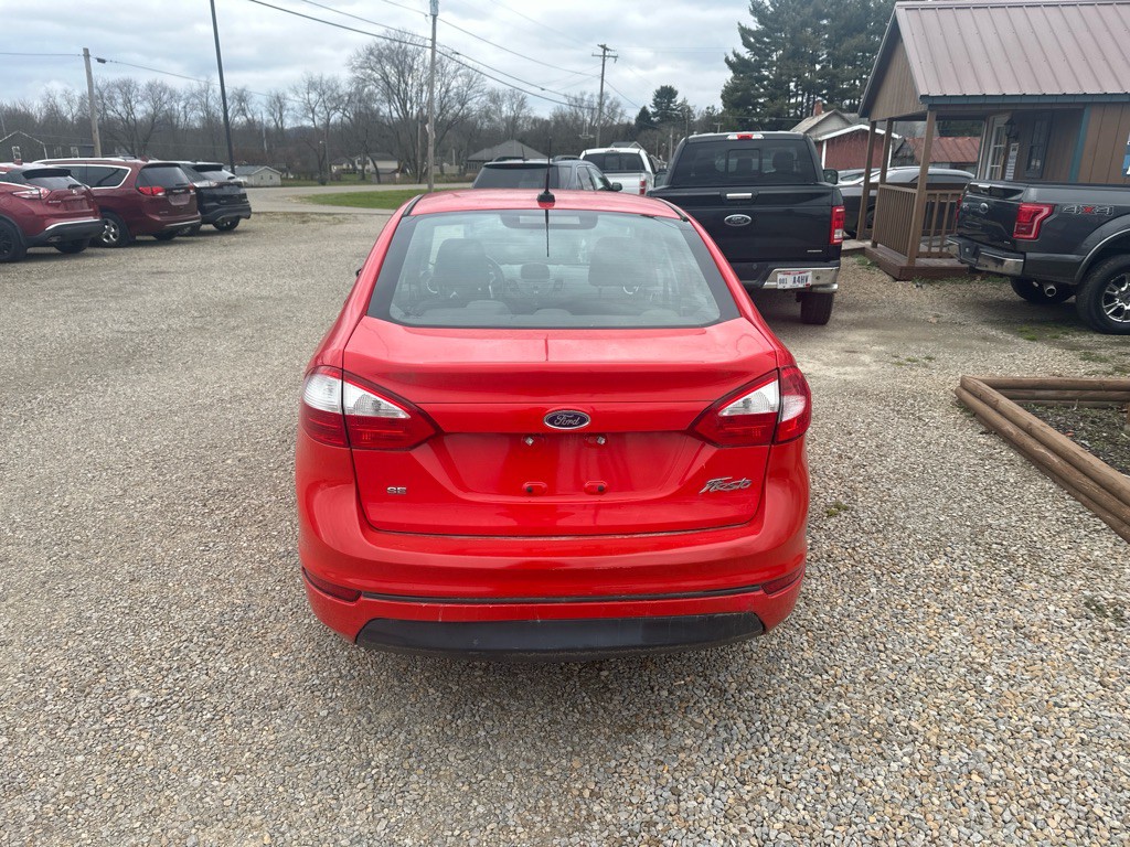 2014 Ford Fiesta Image 5