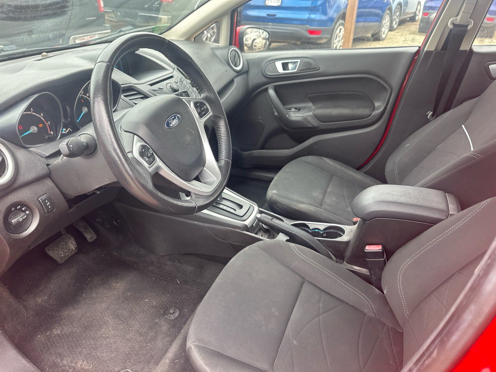 2014 Ford Fiesta Image 7