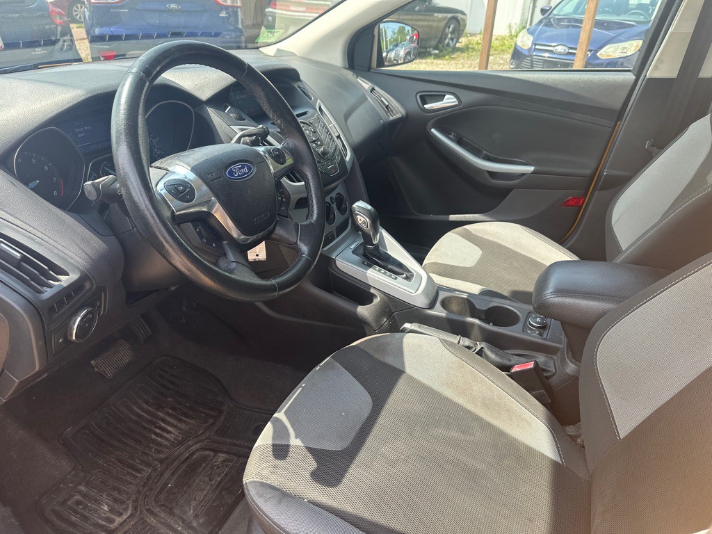 2012 Ford Focus Image 7