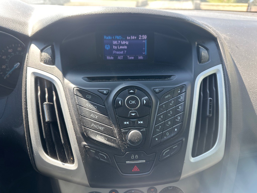 2013 Ford Focus Image 11